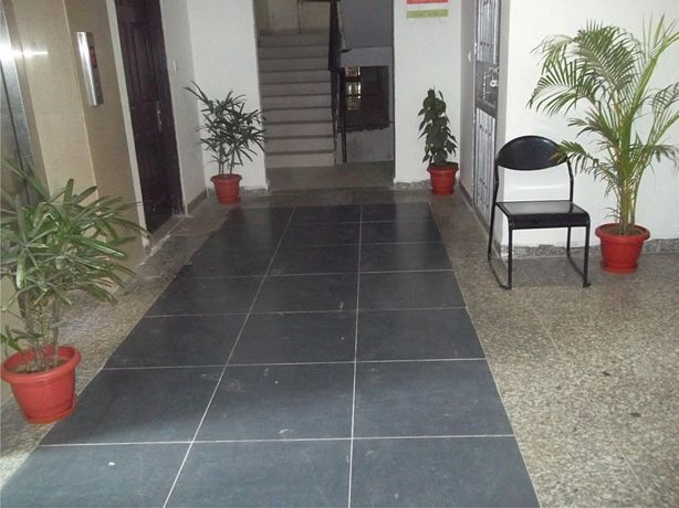 Construction Update Indoor Plantation in Passage Area
